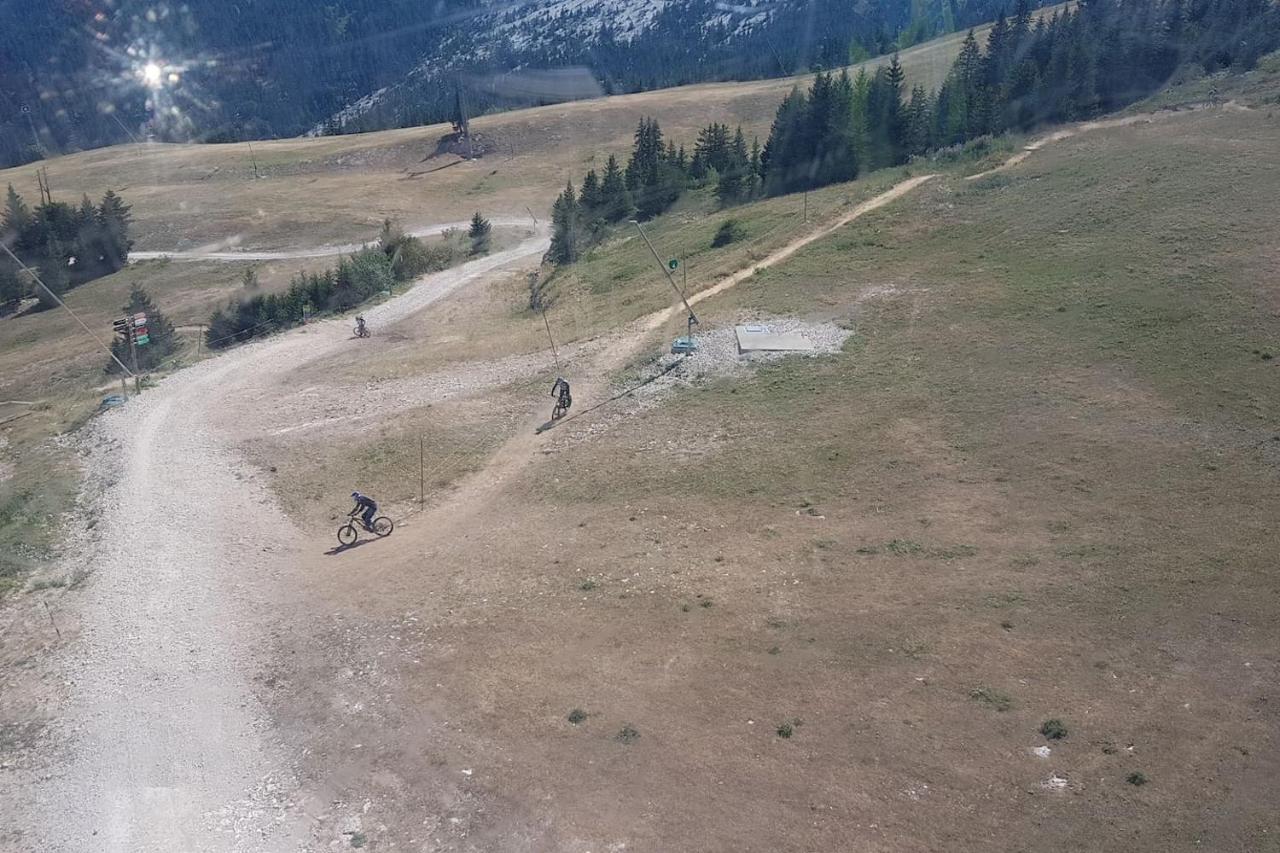 Studio Chaleureux Aux Pieds Des Pistes De Ski Des Glovettes ヴィラール・ド・ラン エクステリア 写真